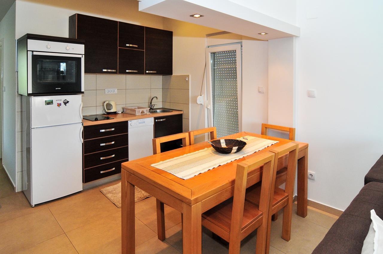Apartments Pean Tivat Buitenkant foto